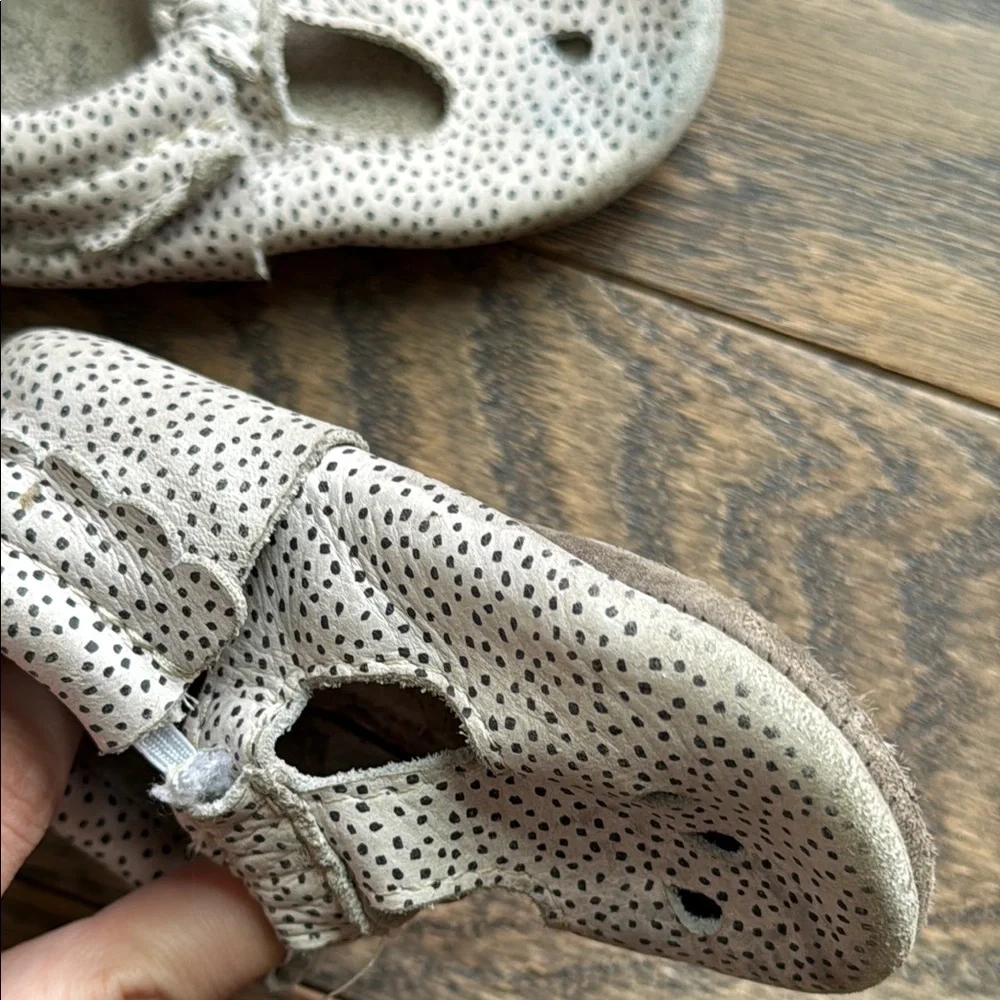 White and Black Baby Walker Shoes with T-Strap and Bow Freshly picked free ship